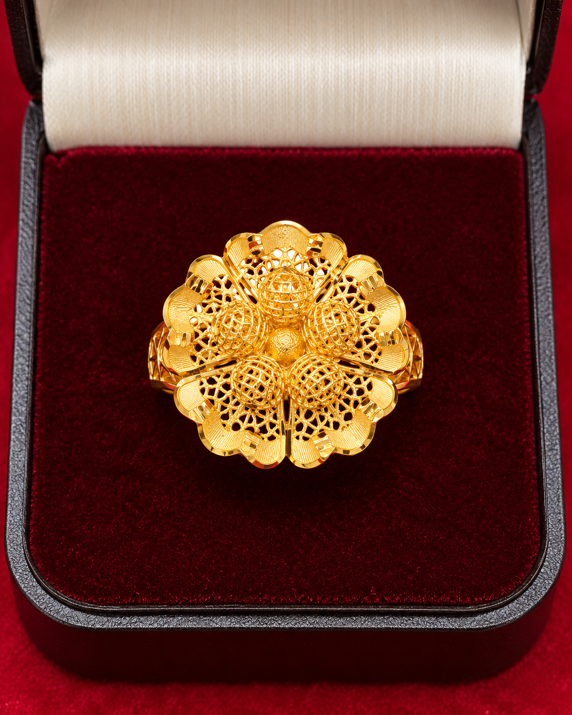 Fancy Flower Gold Ring
